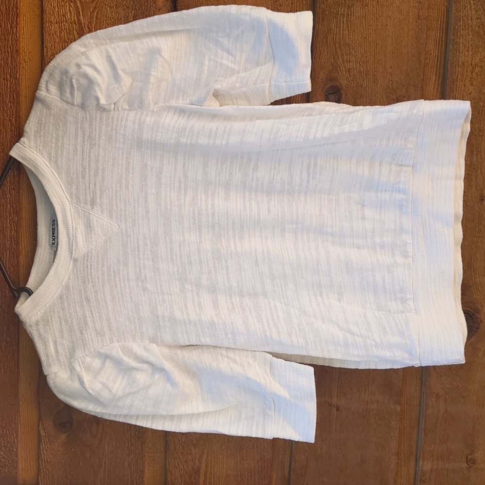 Express whit top